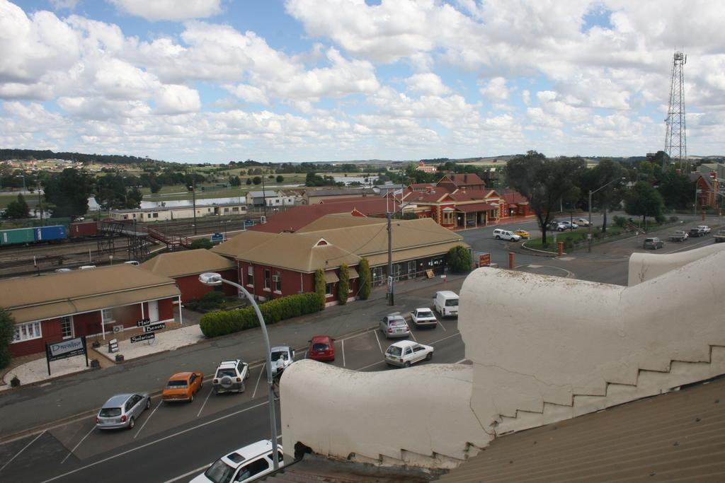 Alpine Heritage Motel Goulburn Exterior photo