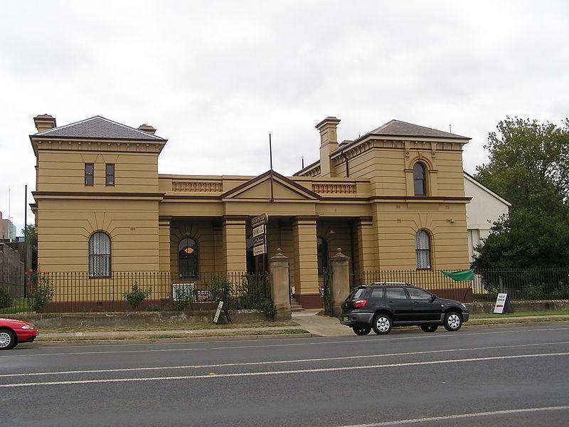 Alpine Heritage Motel Goulburn Exterior photo