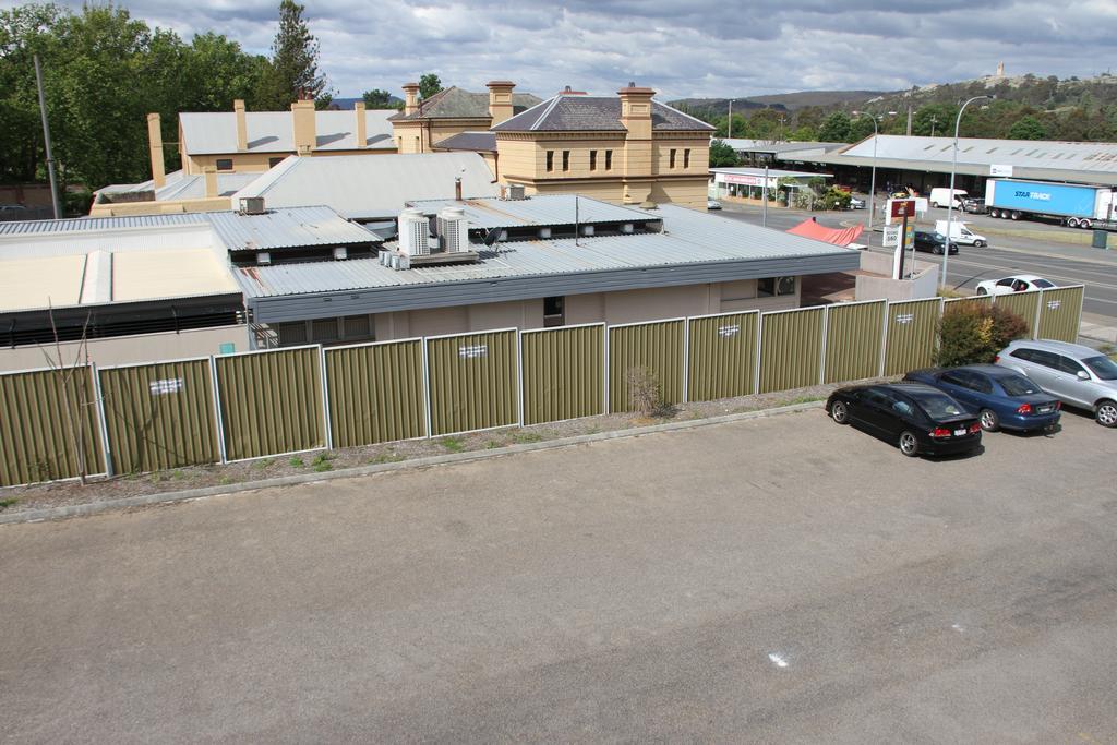 Alpine Heritage Motel Goulburn Exterior photo