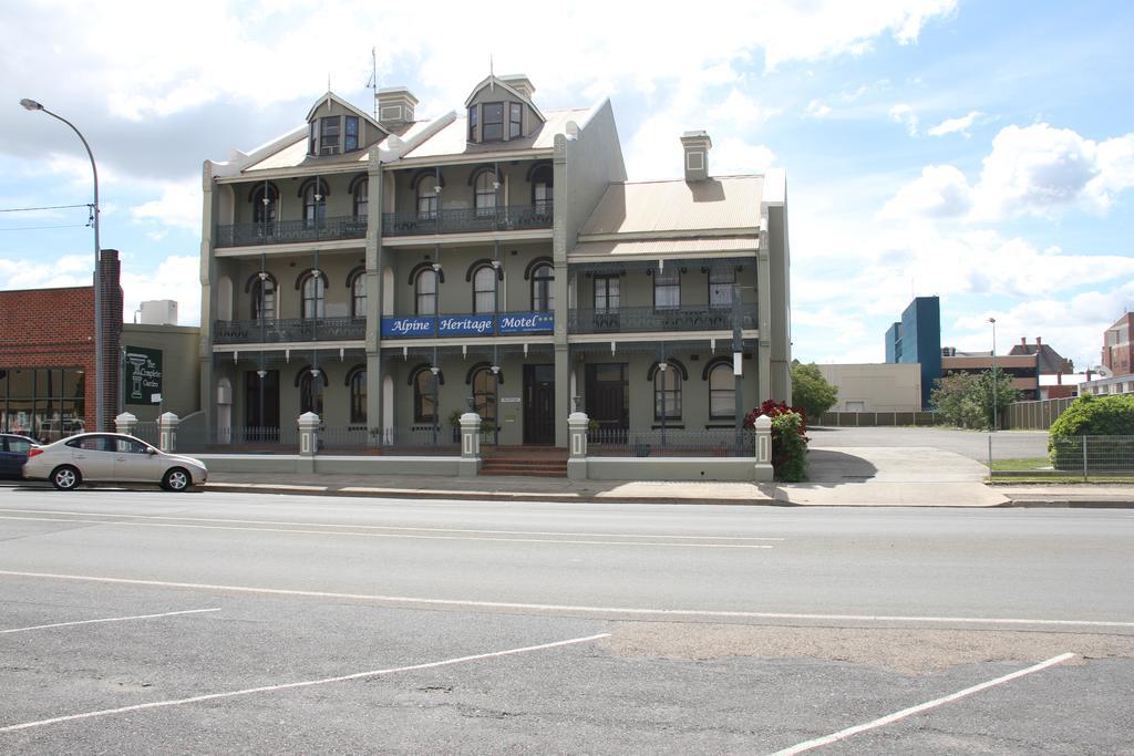 Alpine Heritage Motel Goulburn Exterior photo