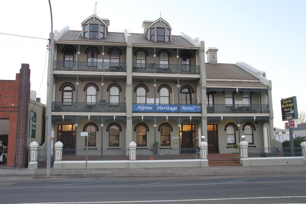 Alpine Heritage Motel Goulburn Exterior photo