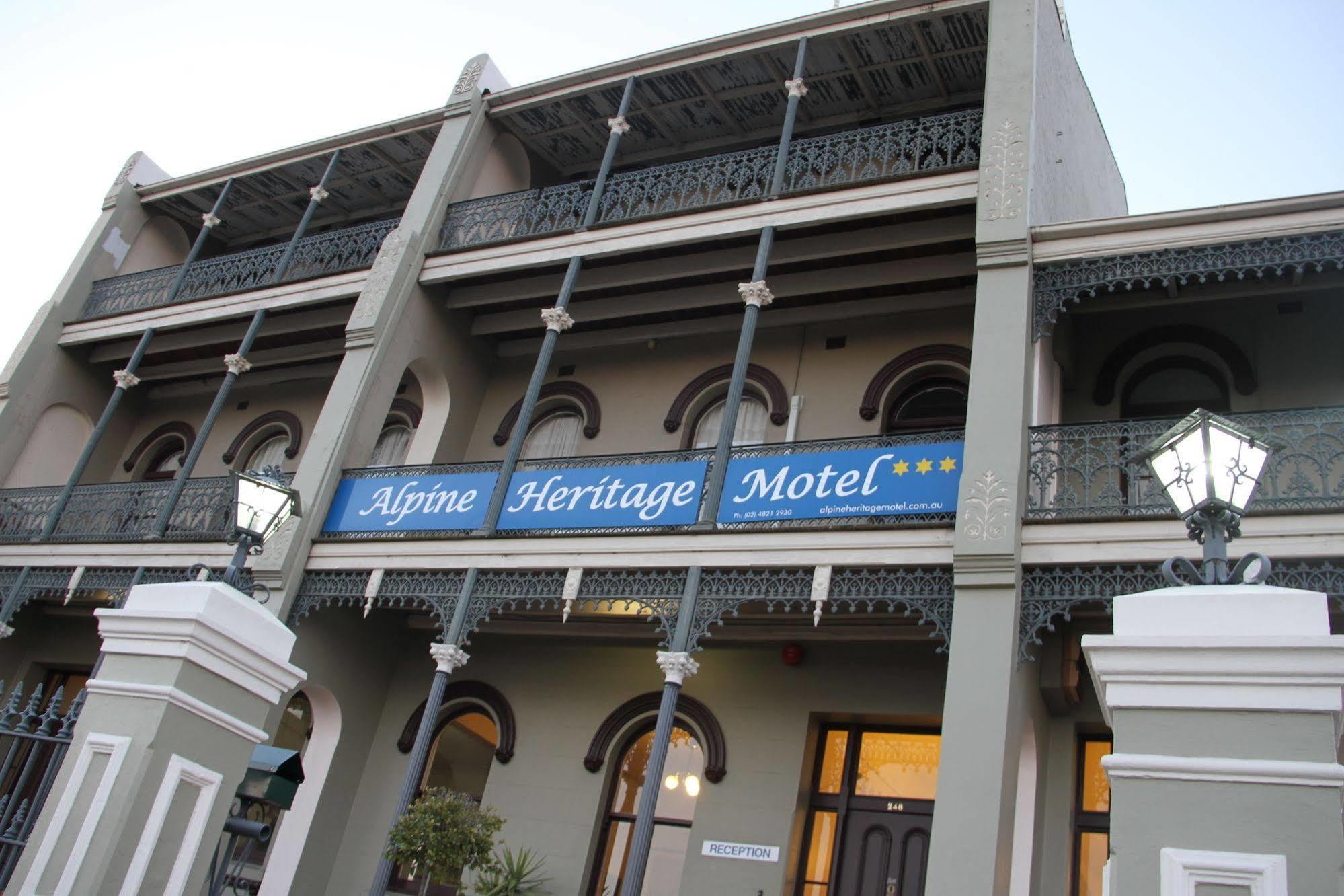 Alpine Heritage Motel Goulburn Exterior photo